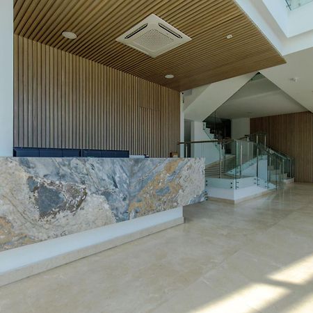 Apartamentos Cartagena Marbella Suite מראה חיצוני תמונה