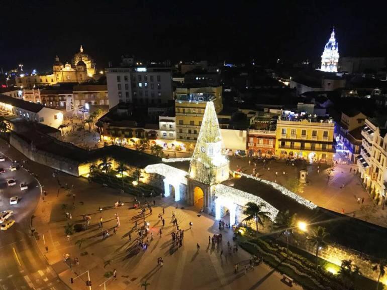 Apartamentos Cartagena Marbella Suite מראה חיצוני תמונה
